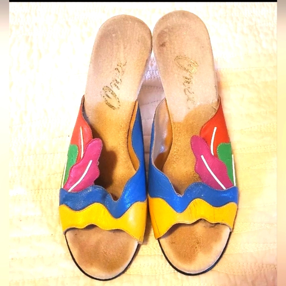 Vintage Onyx Rainbow Colorful Heels. Super cute and unique! 🌈